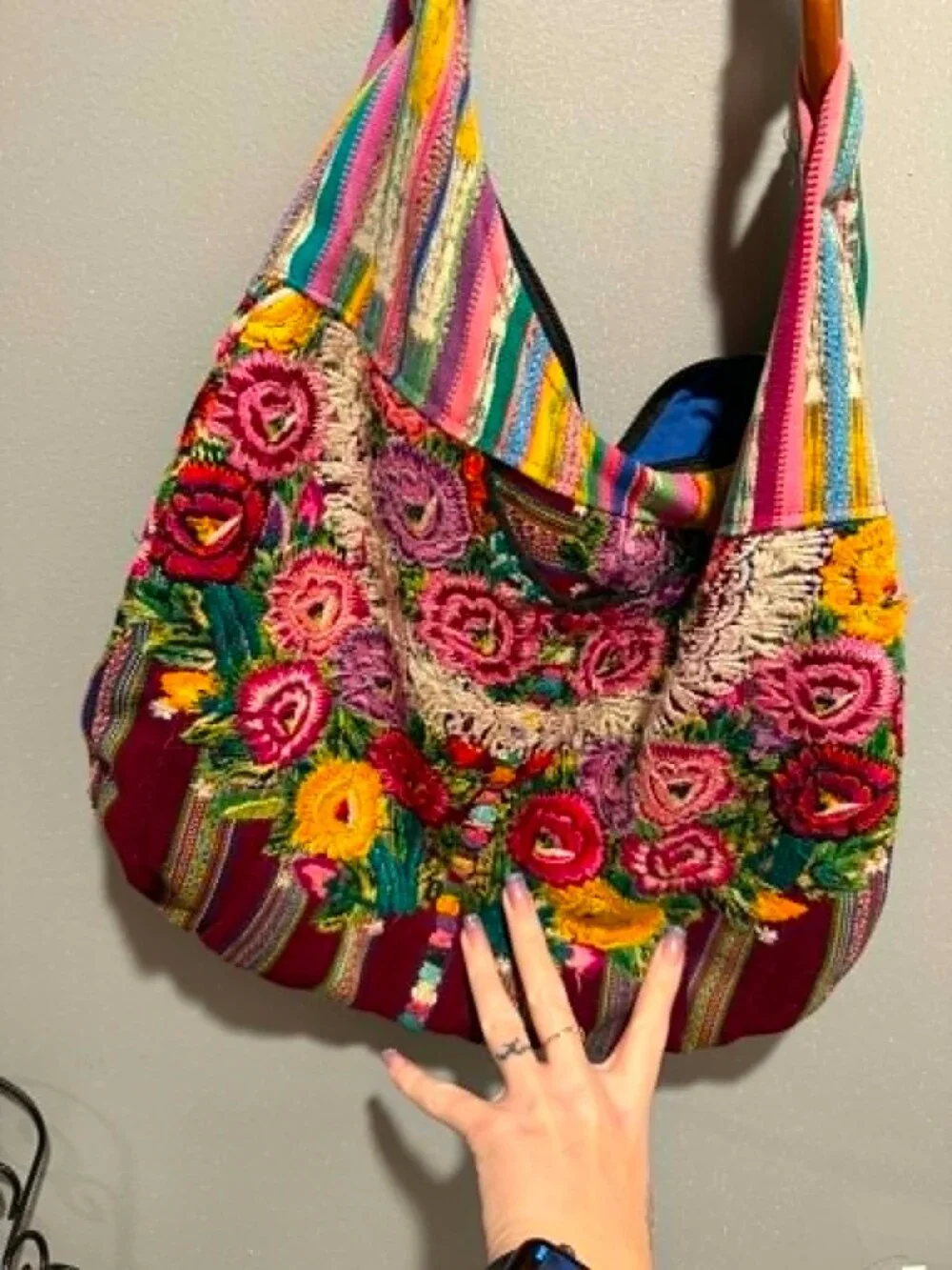 Floral Embroidered Shoulder Bag